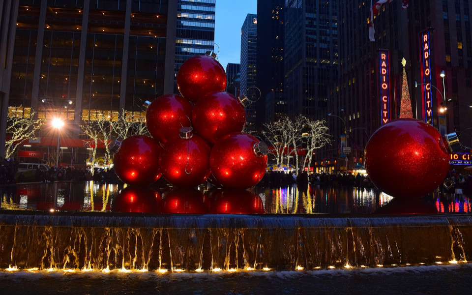 Gro&szlig;e Christbaumkugeln 